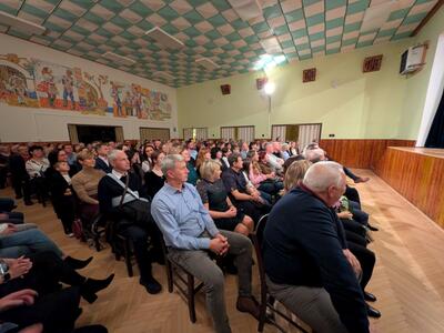 PXL_20251129_172415156