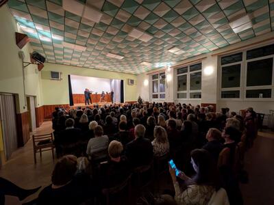 PXL_20251129_172601202