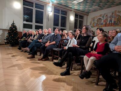 PXL_20251129_172822773