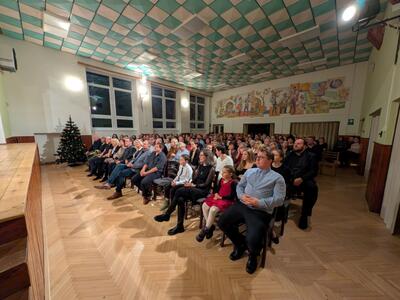 PXL_20251129_172833006