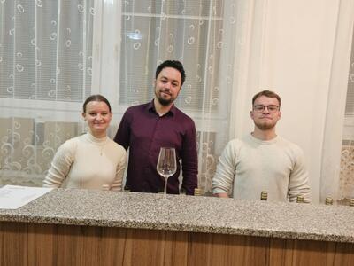 PXL2_20251129_190915